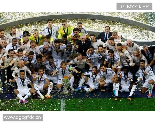 皇马欧冠颁奖仪式及历届夺冠庆典回顾