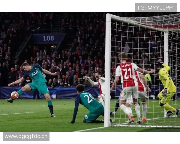 热刺与阿贾克斯精彩对决回放全场比赛精彩瞬间分析