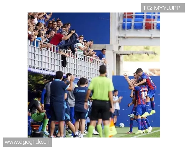 美洲杯历史回顾与现状分析：足球盛宴背后的精彩故事与文化传承